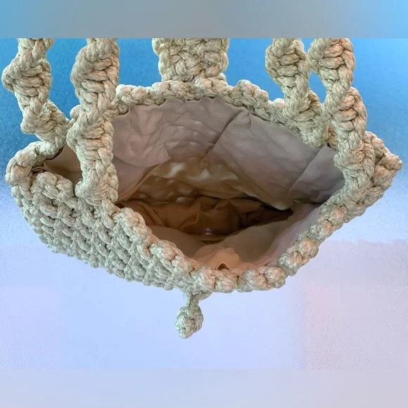 Boho Retro Beige Macramé Shoulder Purse - Picture 3 of 6